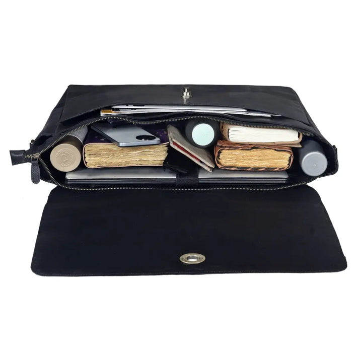 CAPTAIN BLACK LEATHER MESSENGER BAG 16 INCH - Image 2